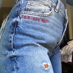 Girls Bite Back Medium Washed Jeans